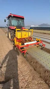 🧐Looking to make your plastic mulching process more efficient? Check out this video showcasing the FJD AT1 Autosteering Kit in action. 🌟AT1's Super-low speed mode allows for precise and controlled movement of the tractor, making it perfect for covering plastic film in a delicate and accurate manner. With this feature, you can easily cover your potato planting area with plastic film, promoting weed suppression, moisture conservation, and soil warming. ✨Learn More:https://www.fjdynamics.com/r/mB