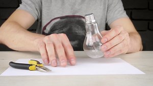 How I built a siphon coffee maker from lightbulbs | Unique DIY coffee brewer!