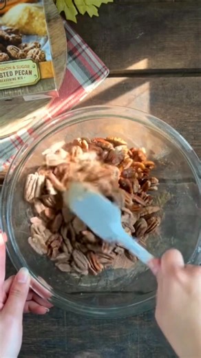 Sweet OR Savory Pecans? Why choose? 🤔 Our Roasted Pecan Seasoning Mixes take snack time from zero to hero! Crunchy, perfectly flavored pecans are ready in under 30 minutes with zero stress. They’re the perfect, easy snack for tailgating, game days, or quick holiday gifts! TREAT YOURSELF: Cinnamon Sugar: For candied pecan lovers. Cracked Pepper & Garlic: For a gourmet, savory bite. Which flavor are you trying first? Comment SWEET or SAVORY below. 👇Tap SAVE for your next snack attack! ➡️Shop the