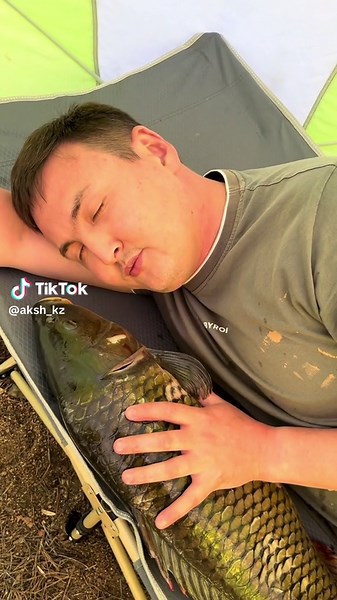 Рыбаки немного больные, не обращайте внимание)