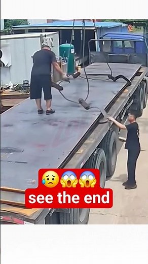 Crane Fail While Loading Truck | Heavy Machinery Accident Caught on Camera#shorts