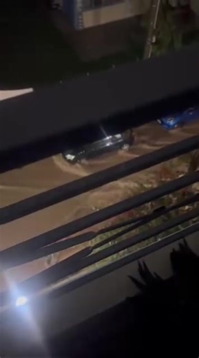 Ντροπιαστικές εικόνες από την χθεσινή καταστροφή στην Γλυφάδα - Οργή κατοίκων για τον Παπανικολάου