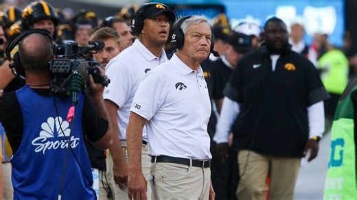 Iowa's defense enough to cover (5.5) against Vandy