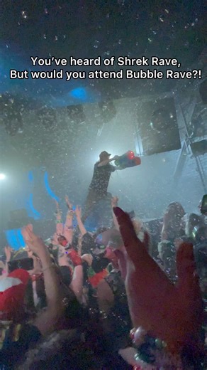 Bubbles bring me to Life!!!🫧🫧🫧Would you attend the Bubble Rave?! ID: Darude - Sandstorm x AHEE - Glitch Wizard#headbanger #bassmusic #rave #ravers #shrekrave #lostlands #basscanyon #bubbles | AHEE
