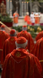 Comment le nouveau pape sera-t-il élu ? ✝️ Quand un pape décède ou renonce, un rituel vieux de plusieurs siècles se met en place : le conclave. Cloîtrés dans la chapelle Sixtine, les cardinaux du monde entier élisent, à huis clos, le futur chef de l'Église catholique. Mais comment va se dérouler ce processus après la mort du pape François ? Arthur Herlin, journaliste spécialiste du Vatican pour Paris Match, répond. #Conclave #Vatican #Pape #ÉgliseCatholique #PapeFrançois | Paris Match