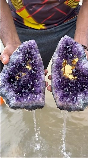Cracking Open a Giant Amethyst Geode Reveals a Stunning Golden Surprise!