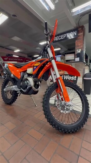 All new at the Wild West! 🔥🏁 The 2026 KTM 450 XC-F has arrived with serious upgrades for riders who demand performance: ⚙️ Refined chassis for better flex ❄️ Improved radiator shrouds for better cooling 🛠️ More durable internals for added reliability Very limited stock, so don’t wait! Get yours today at Wild West Motoplex. 📞 Call/Text: 281-392-8850 #KTM450XCF #ReadyToRace #DirtBikeLife #TexasRiders #WildWestMotoplex