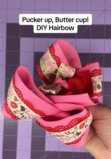 Valentines Day bow DIY #hairbows #bows #boutiquebow #hairbowtutorial #bowdiy
