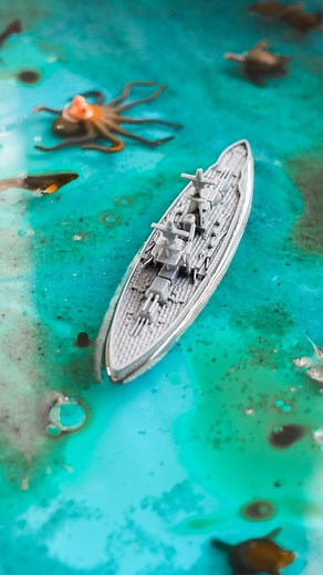 Kristen | Play-based Learning on Instagram: "April is #earthmonth Here’s a simple #earthday activity centered around the issue of oil spills. This provided a great opportunity to discuss the impacts on wildlife as well as experiment with different methods to clean up oil spills. Although there are many strategies, the three methods I provided were absorption (cotton swabs), skimming (spoons) or dispersion (dish soap). Additionally, the dish soap is great for cleaning oily animals after a spill. 