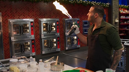 Six empires face off in a challenge filled with holiday cheer and childhood nostalgia! 🎄 Don’t miss #SweetEmpire: Winter Wars, TONIGHT @ 9|8c. | Food Network
