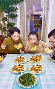 5.6M views · 22K reactions | Top Hilarious Couple Eating Prank Each Other #SuperBooming | Husband and Wife | Facebook