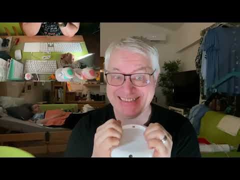 AI Station Eilik energizer lab first edition mit Bären