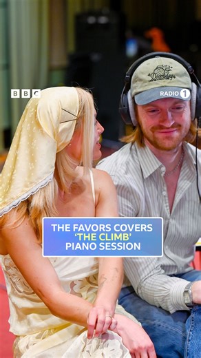 @wearethefavors cover @mileycyrus’s ‘the climb’ in their piano session for radio 1’s chillest show ✨ | BBC Radio 1