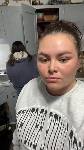 How we entertain ourselves in Iowa in the middle of January #fartqueen #farts #farting #funnyvideo #hilarious #iowagirl #girlsfarttoo #funny #fartsarefunny