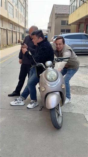 Friends Scooter Prank Gone Wrong 😂