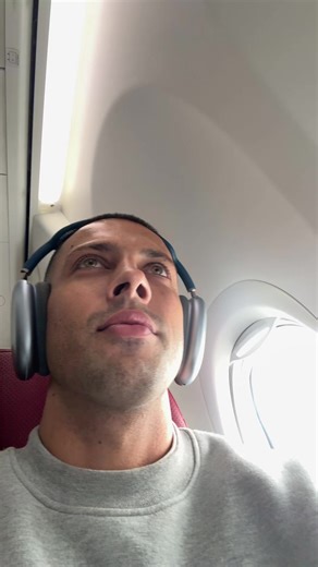 Hilarious Plane Announcement: You Won't Believe This!