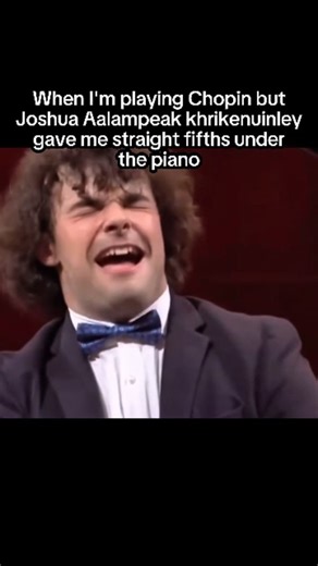 WholeNote on Instagram: ""straight fifths" 🥶🥶🥶 . . . #classicalmusicmemes #musicmemes #pianomemes"