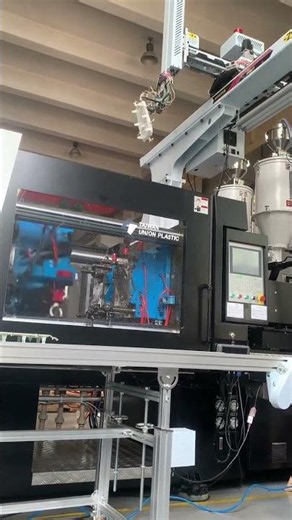 Injection Molding | Creating Custom Plastic Solutions with Precision
