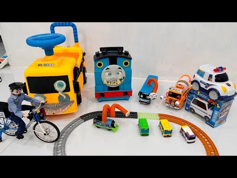 Playing GHOST BUS, Tayo the Little Bus, Cement Mixer Truck and Spider Train