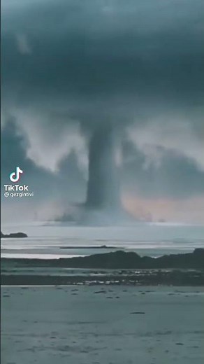 The moment of downburst