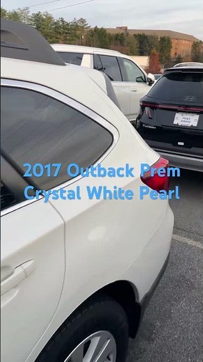 2017 Subaru Outback Premium in Crystal White Pearl
