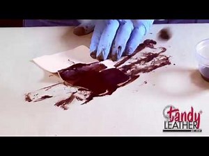 Learning Leathercraft with Jim Linnell – Lesson 11: Dyeing & Finishing Wallet Interior