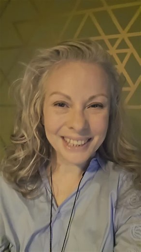 ✨ Weekly Energy Message ✨ As we begin this new week, take a moment to pause and breathe. What are you still holding onto that’s ready to be released? 🌬️ Is it an old story, a thought, or an energy that no longer fits who you’re becoming? Let it drift away gently… So the Universe can fill the open space with something new—something meant for you. 🌿 💫 This week’s mantra: “I release what no longer serves, and I open my heart to receive.” #BrillianceHealingStudio #EnergyUpdate #LettingGo #Spiritu