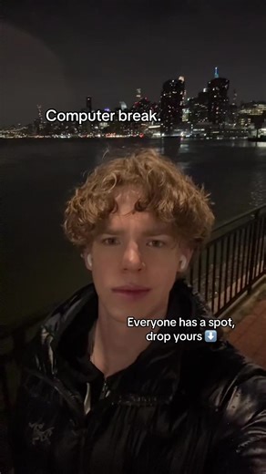 If you don't have a spot where you can turn off your brain, I highly recommend finding one. #study #spot #city #college #work