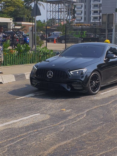 Exploring the Mercedes-Benz E-Class Features