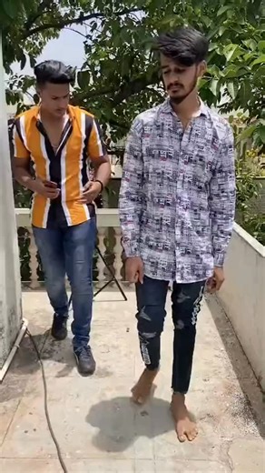sam Fam on Instagram: "Sam Old Video 😅 @samsameer_insta #viral #trending #samfamillya❤️ #samfam⚡️ #samfam❤️ #sam #samfam"