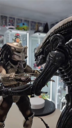 The Predator Vs The Alien #predator #alien #actionfigures