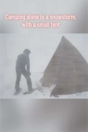 Camping alone in a snowstorm, with a small tent ⛺️ #camping #solocamping #camp #bushcraft