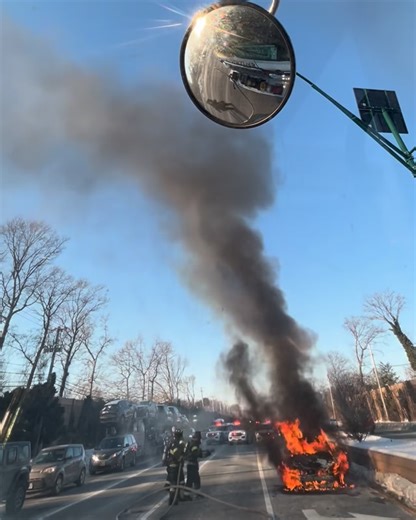 Smithtown Fire Dept on Instagram: "🚗🔥 Ever wonder what it looks like to put out a car fire? All the “glory shots” happen right at the beginning — but check out this time-lapse video from a vehicle fire this morning on Route 347 at Plaisted Avenue to see the full operation unfold. The crew from Engine 4 knocked down the bulk of the fire, while Engine 5 assisted with overhaul. As always, crews worked together to ensure the fire was completely extinguished, hoses were drained and packed, and appa