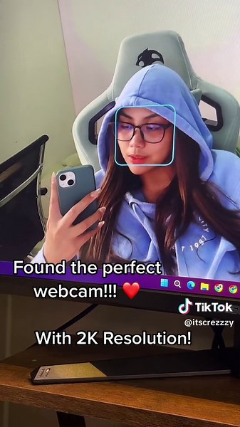 Best Webcam for PC with 2K Resolution and Ring Light | Webcam Toy & Camera Site