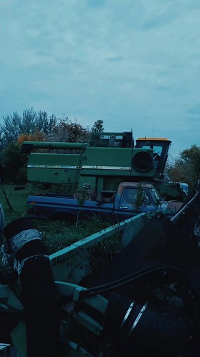 Family farms have been on the decline and here's just one of there stores #abandoned #forgotten #abandonedfarm #abandonedfarmequipment #abandonedplaces #abandonedfarms #oldtractors #oldtractor #northdakota #nodak #oldtractorsmatter #savetheoldtractors #savetheoldiron #johndeere #johndeere8430 #johndeere7720 #johndeere9350 #farmlife #farmtok #farming #farmers #farmer #farms #farm #foryoupage #foryou #fyp