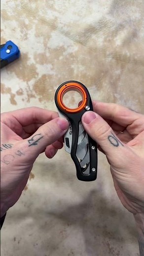 The Summit Gear EDC Folding Utility Knife is the ultimate everyday tool — compact, lightweight, and