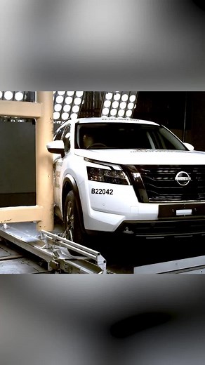 Check out how the Nissan Pathfinder performed in our oblique pole crash test. The Pathfinder scored a maximum 6.00 points out of 6.00 in this test, and did well across all other aspects of our safety assessments. Read the full report at the link in our bio. #Nissan #Pathfinder #ANCAP #Crashtests #ANCAPSafety #CarSafety #SUV