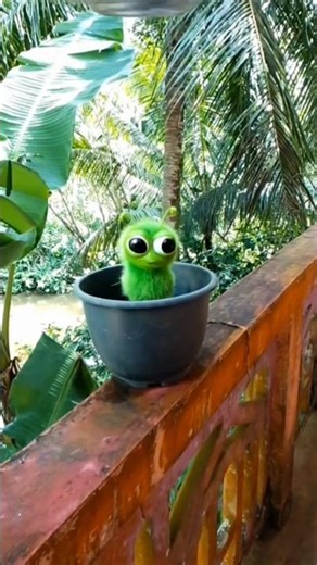 cute alien come to the earth 🫣😘#ai #alien #trending