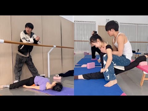 Chinese dance teaching|Strict flexibility training by the teacher