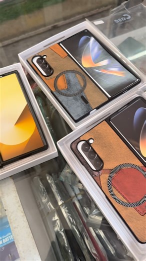 MBA MOBILEWALA on Instagram: "Z fold cover . #samsung #zfold #cover #mobile #mbamobilewala"