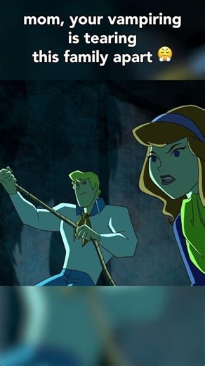 my mom's a vampire?! 🧛‍♀️🩸 | Scooby-Doo! | #Shorts ‪@wbkids‬