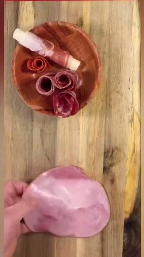 Ladies! I’m showing you how to make Meat Flowers for your Man🔥 ♥️