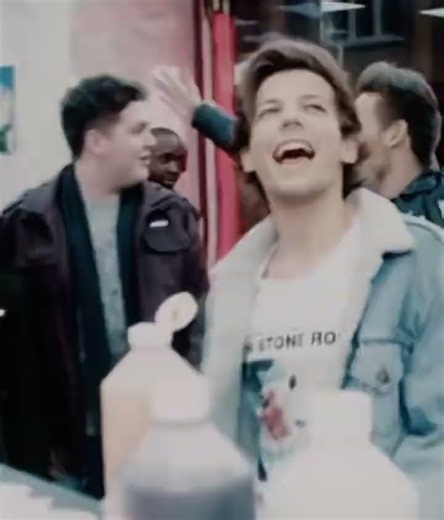 ONE TWO THREE FOUR #louistomlinson #louistomlinsonedit #edit #onedirection #onedirectionedit
