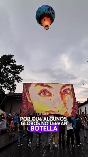 Decoración con botellas en globos