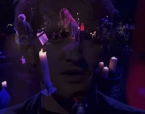 “Rooster” from AiC’s Unplugged set, April 10, 1996. #grungebible #aliceinchains | The Grunge Bible