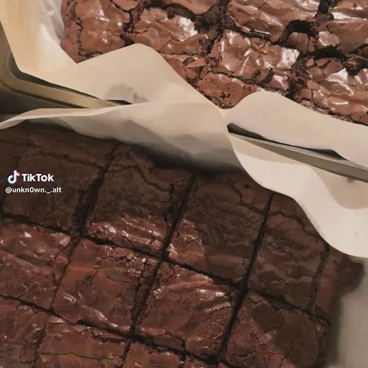 Brownie recipe: easy homemade fudgy brownies