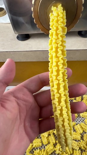 Mesmerizing Pasta Waterfall: Discover the Waterfall Pasta Trend