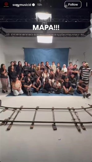 Nag shooting sila sa mapa mv indonesian version..Mapa tagalog version mv when kaya? hhhah | Binibilogko Yongkulangot Nghegante