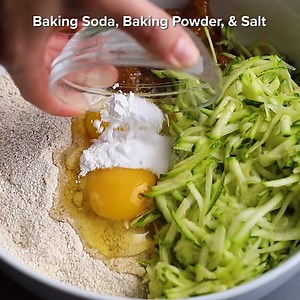 These HEALTHY GLUTEN FREE ZUCCHINI MUFFINS are made without refined sugars and with natural, nutritious ingredients! They’re tall, moist, flavorful, and loaded with zucchini! RECIPE: https://www.chelseasmessyapron.com/healthy-and-flourless-zucchini-muffins/ | Chelsea's Messy Apron