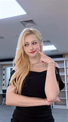 Gabi 가비 | 🤗 #overdrive #tws #투어스 #BLACKSWAN #gabi | Instagram